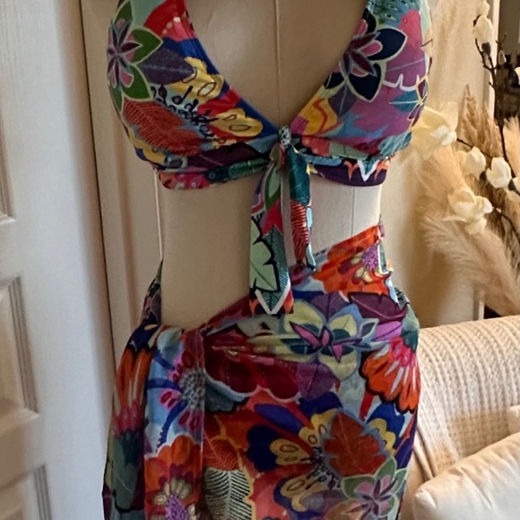 Bleu by Rod Beattie - Picture 1 of 9